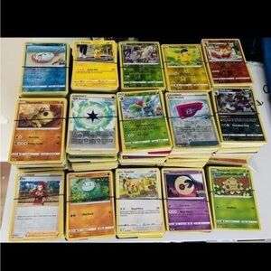 Pokemon Bulk Lot 50 Cards! Random lot , Holos, Energy Cards, & Rares.